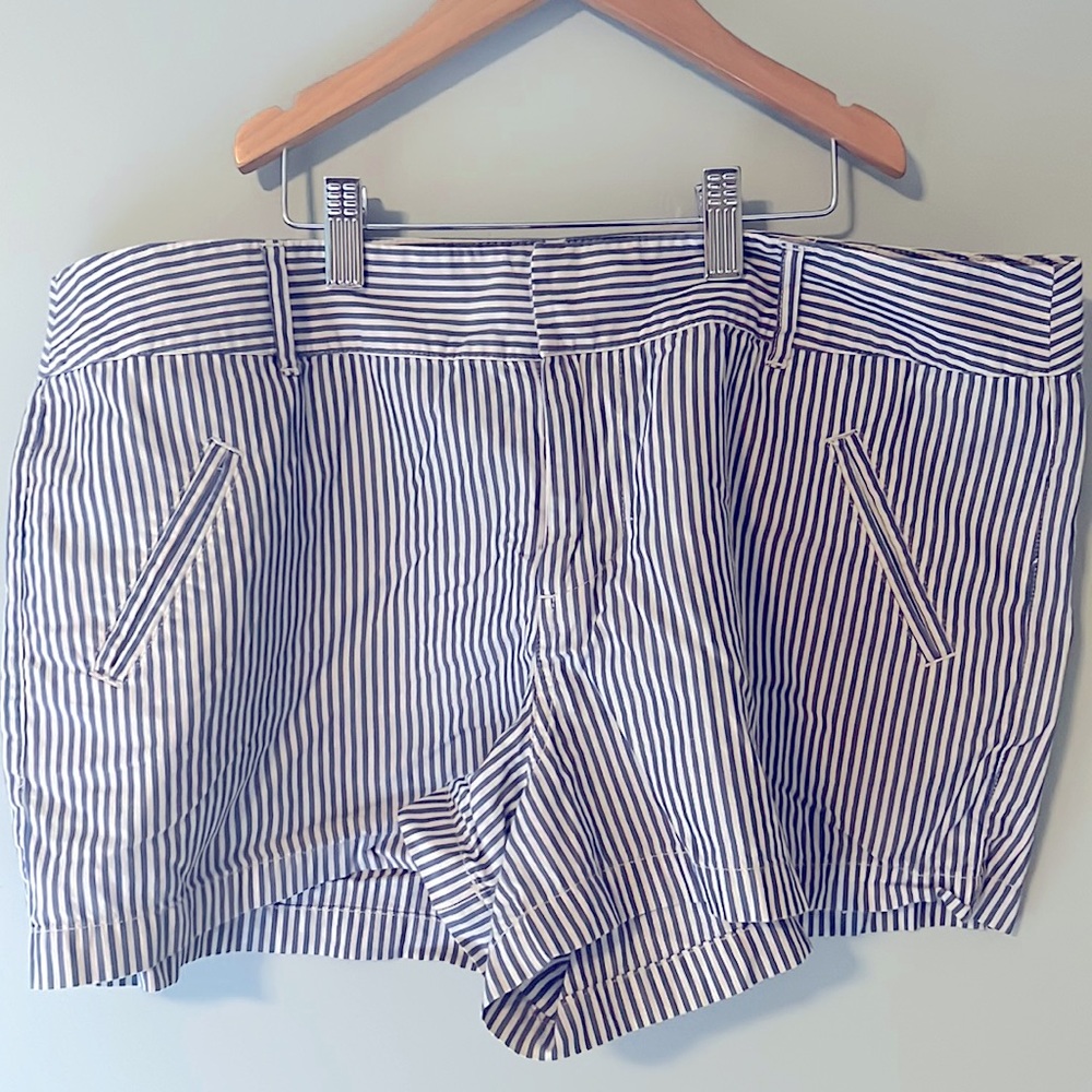 Lauren Conrad Striped Shorts Size 16